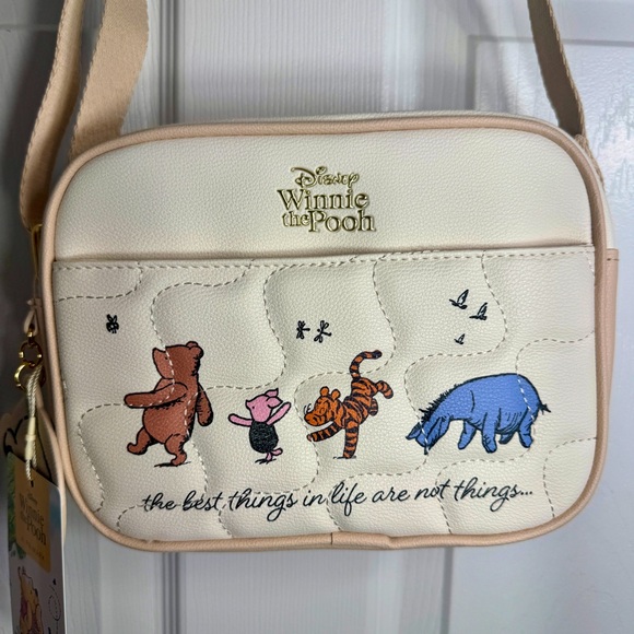 NWT. Winnie The Pooh crossbody camera bag from Disney Primark. - Picture 1 of 15